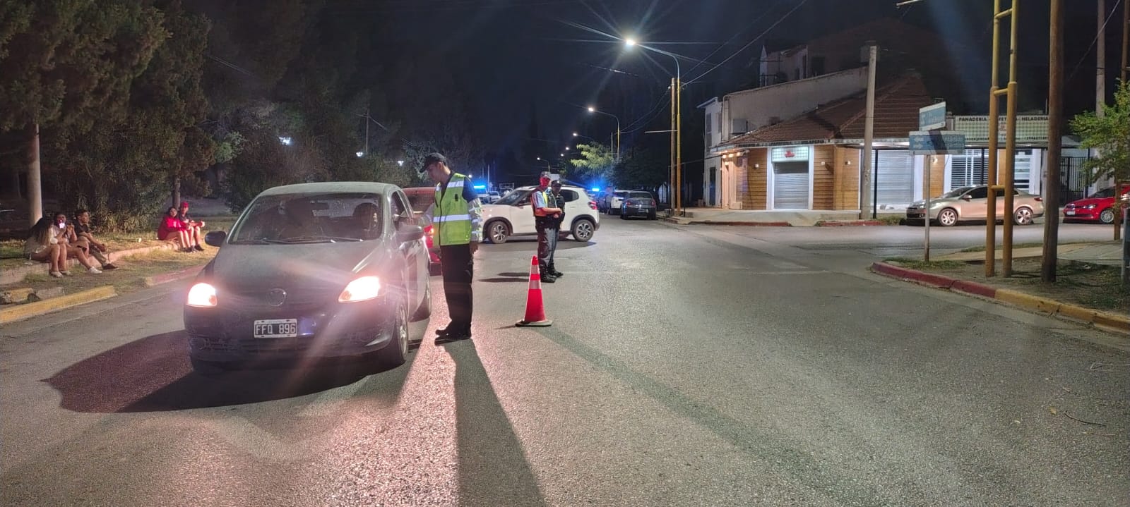 Imagen de OPERATIVO “UPD”: 20 ACTAS Y 5 VEHÍCULOS SECUESTRADOS DURANTE LOS FESTEJOS ESTUDIANTILES