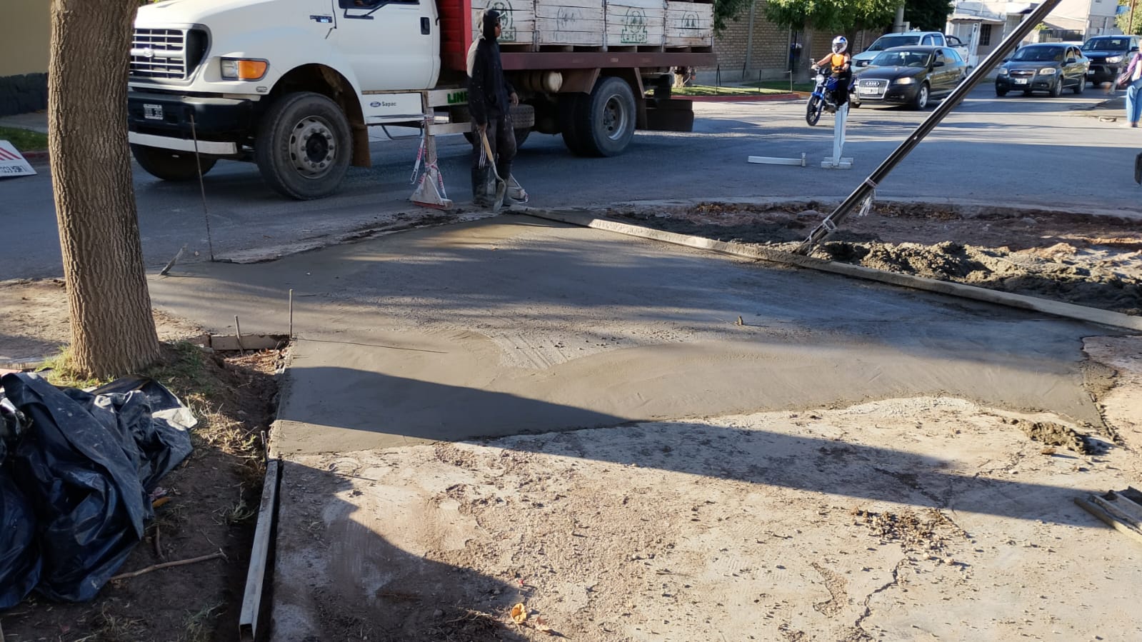 Imagen de LA OBRA DE BICISENDA SOBRE AVENIDA DEL LIBERTADOR HASTA LLEGANDO A CANADÁ