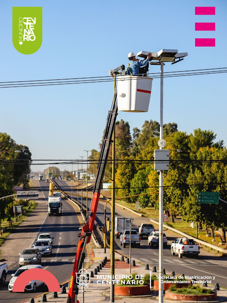 Imagen de EL RECAMBIO DE REFLECTORES LED EN LA SEGUNDA ROTONDA